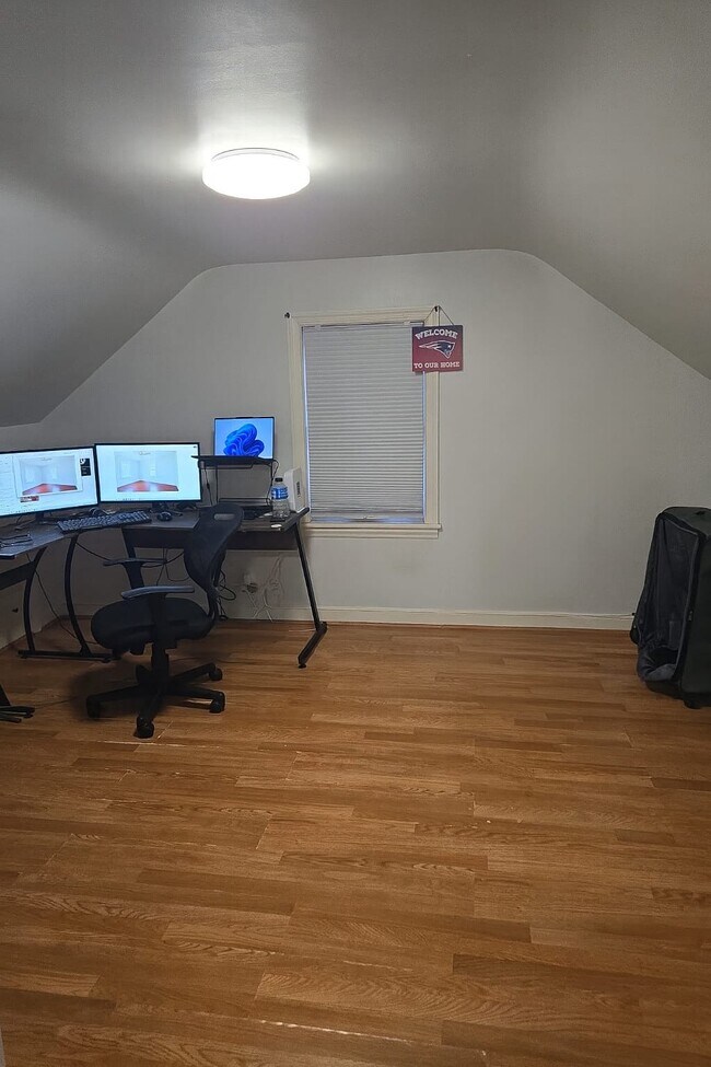 Building Photo - 26 Caswell Ct