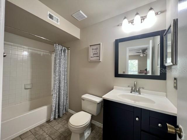 Building Photo - 10122 Winsford Oak Blvd