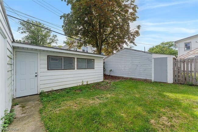 Building Photo - 18206 Harland Ave