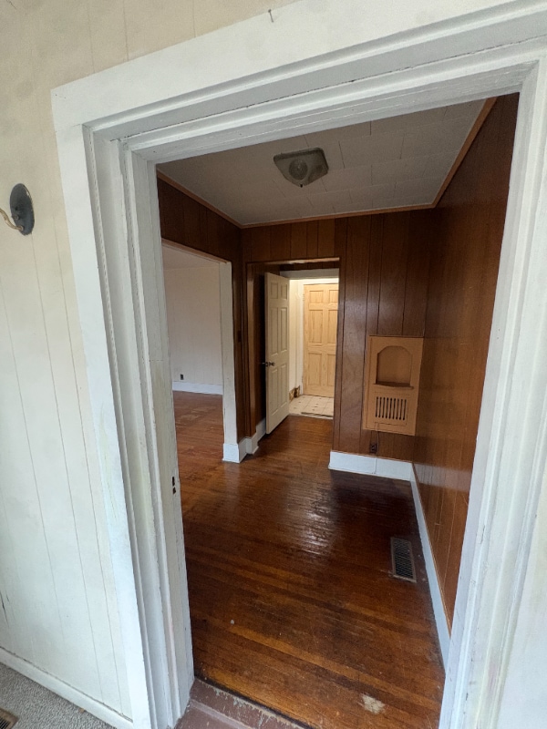 Building Photo - 204 Pekin Ave