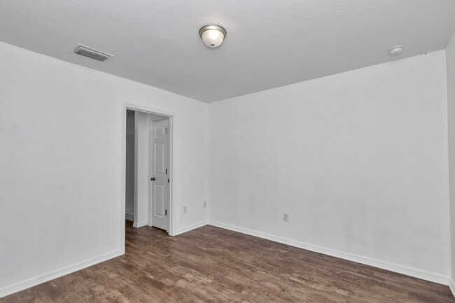 Building Photo - 6064 NW 54th Terrace