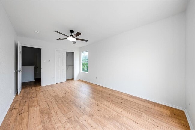 Building Photo - 13701 Cambourne Dr
