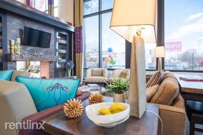 Building Photo - 275 S Cherokee St