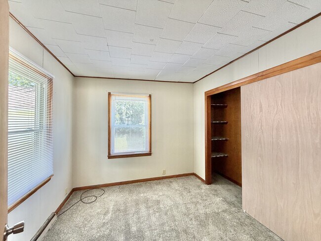 Building Photo - 1029 McKinley Ave