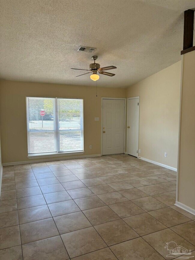 Building Photo - 1361 Stanford Rd