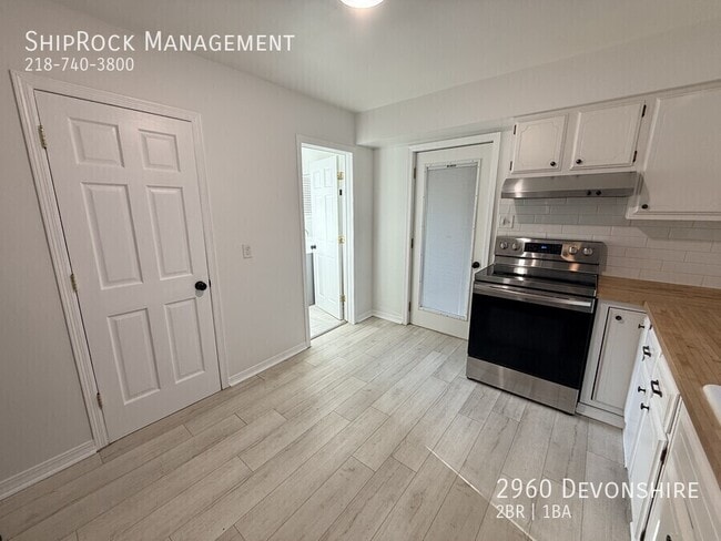 Building Photo - 2960 Devonshire-