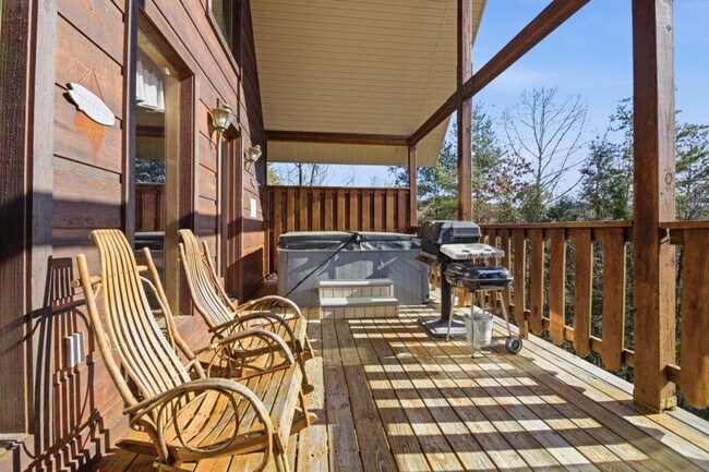 Building Photo - 2842 Easy St