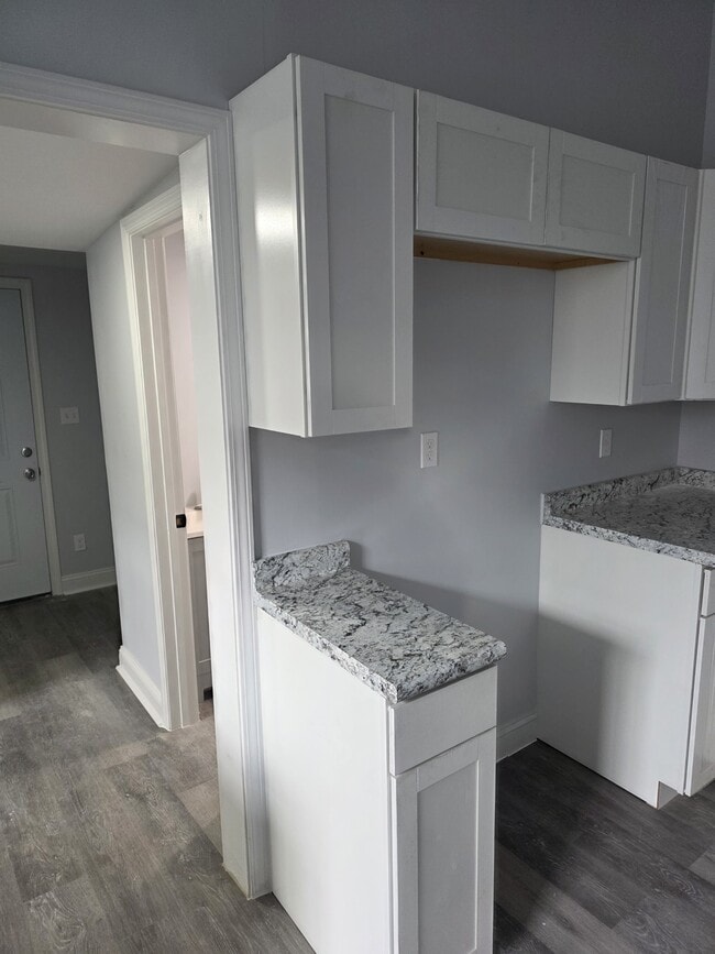 Building Photo - 1745 1st Ave