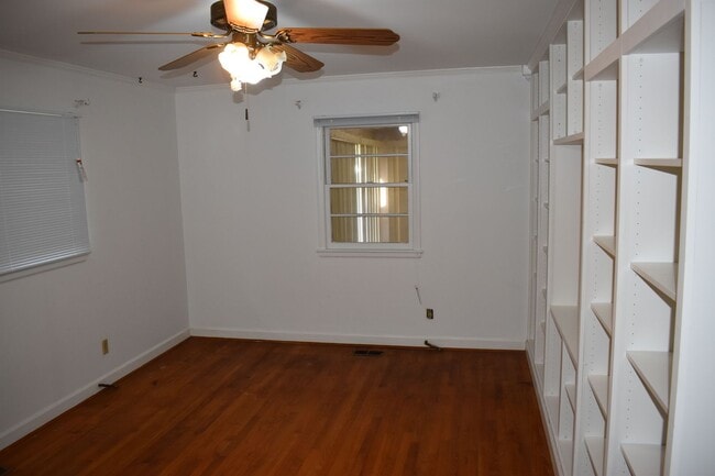 Building Photo - Beautiful Ranch Home