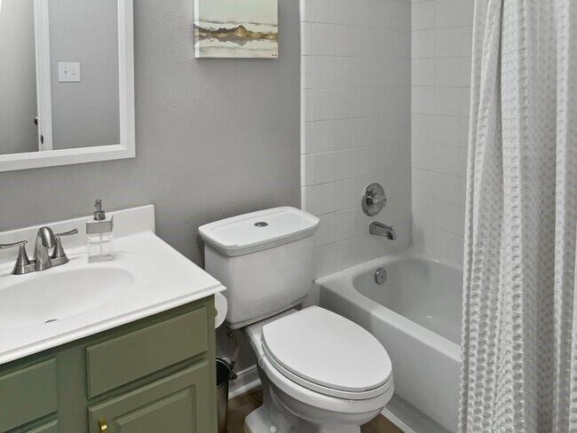 Building Photo - 21235 Bending Green Way