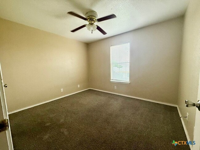 Building Photo - 4006 Frigate Dr