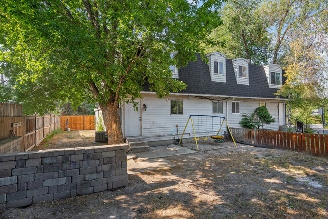 Building Photo - 509 Mansfield Ave S