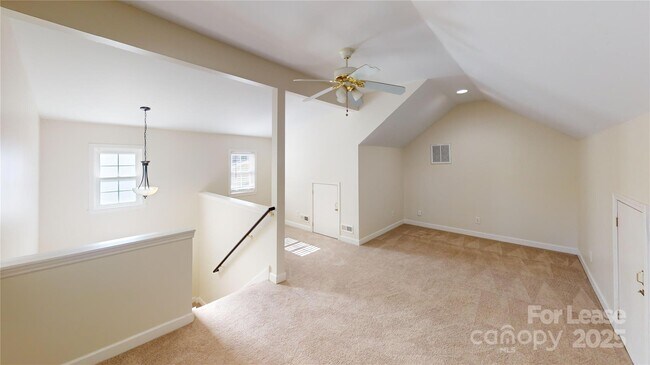 Building Photo - 2844 Goneaway Rd