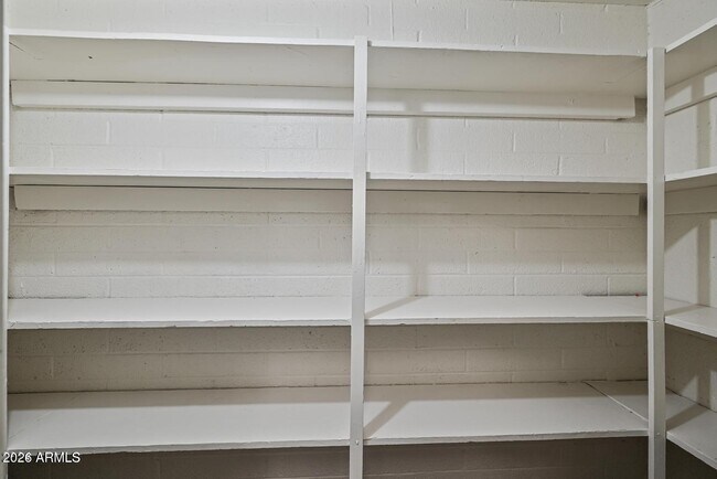 Building Photo - 3959 W Palomino Rd