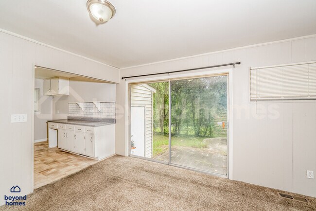 Building Photo - Cozy Comfort Meets Classic Charm in Killough Springs!