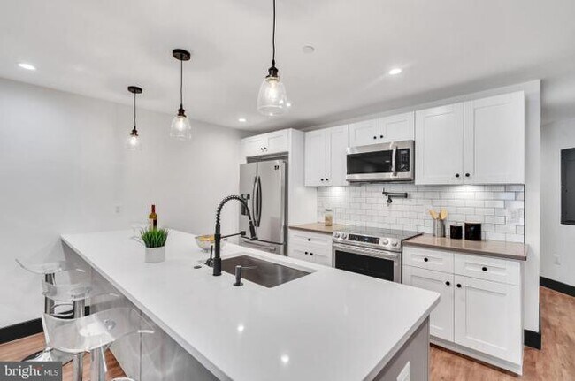 Building Photo - 39 V St NW