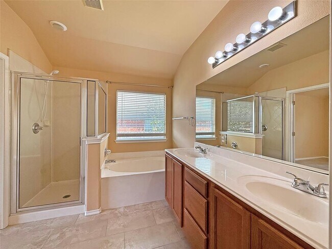 Building Photo - 1412 Muddy Waters Dr