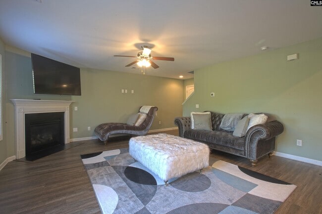 Building Photo - 649 Teaberry Dr