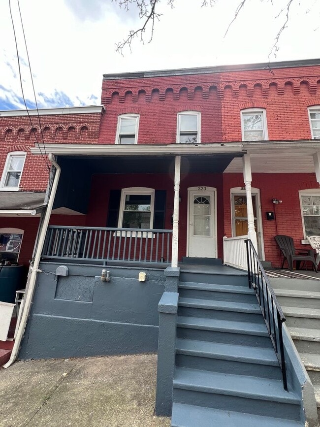 Primary Photo - FOUR BEDROOM/ONE BATH ROW