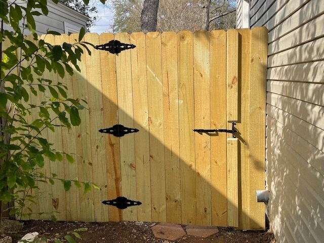 Building Photo - 3828 Collinwood Ave