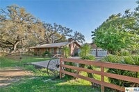 Building Photo - 9884 FM 822