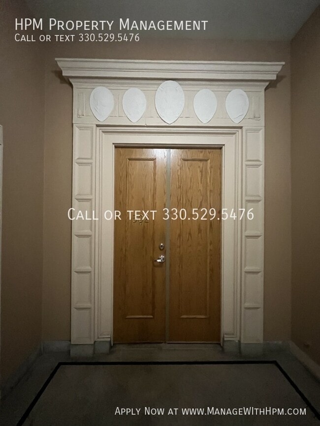 Building Photo - 2404 Prospect Ave E