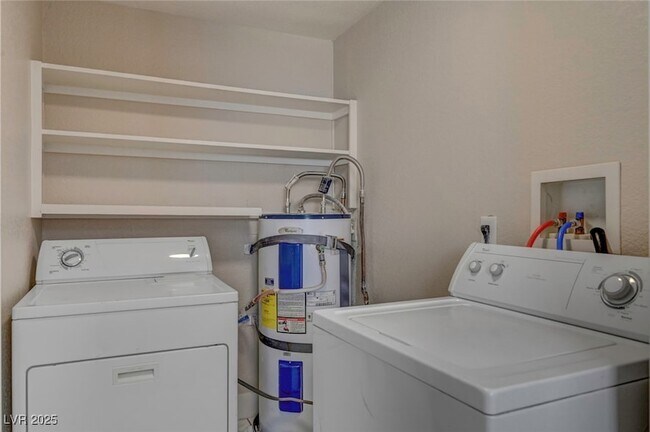 Building Photo - 6121 Edgewood Cir