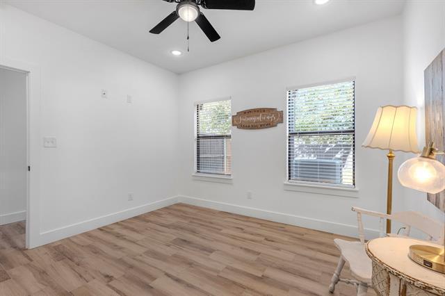 Building Photo - 2111 Wright St