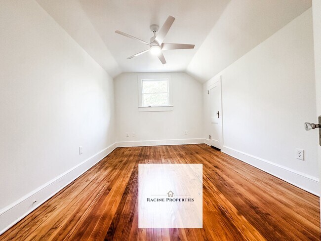 Building Photo - Spacious 4-bedroom Home in Woodruff