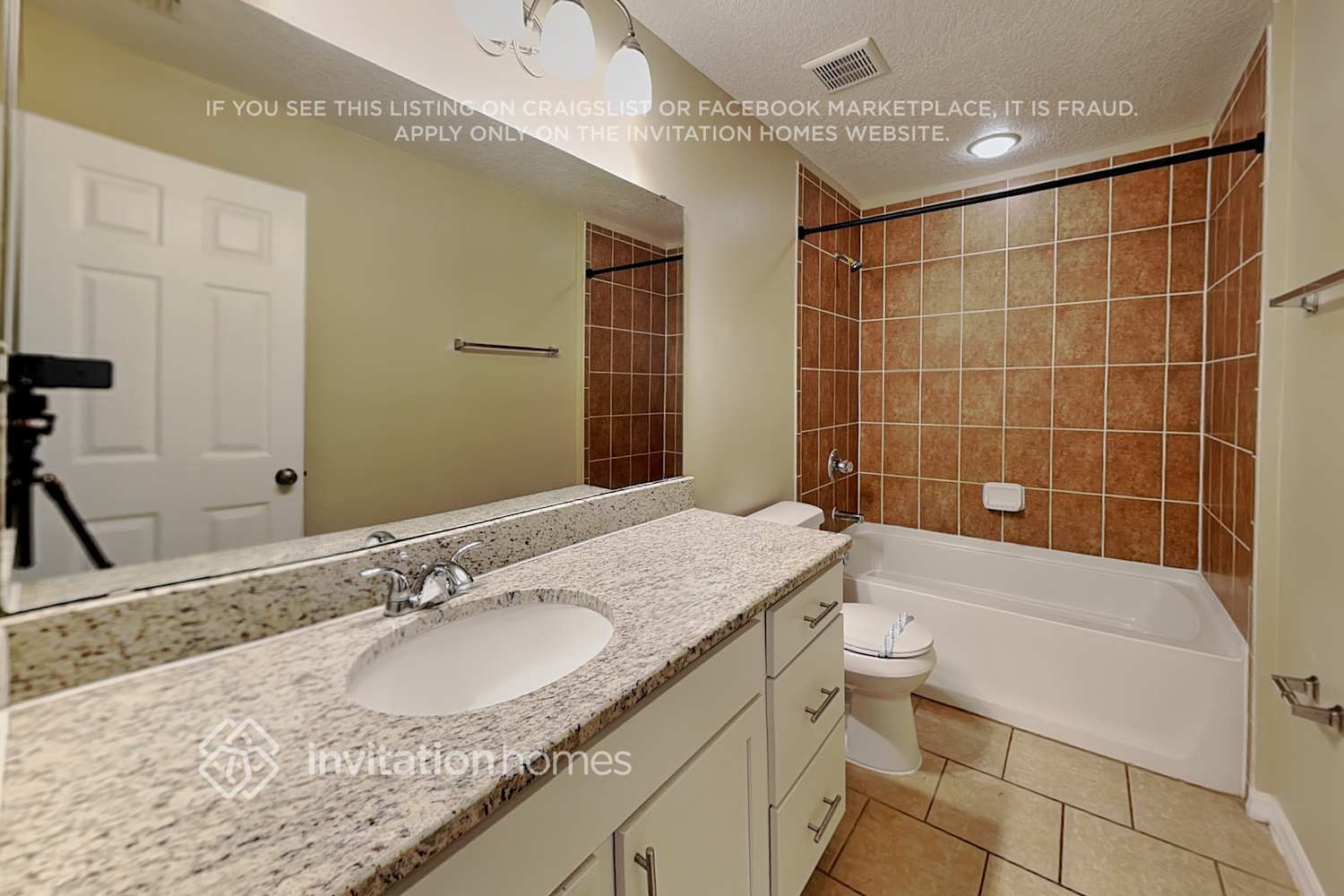 Building Photo - 2677 Grassmoor Loop