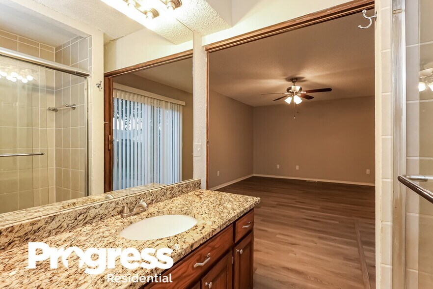 Building Photo - 801 NW 139th St