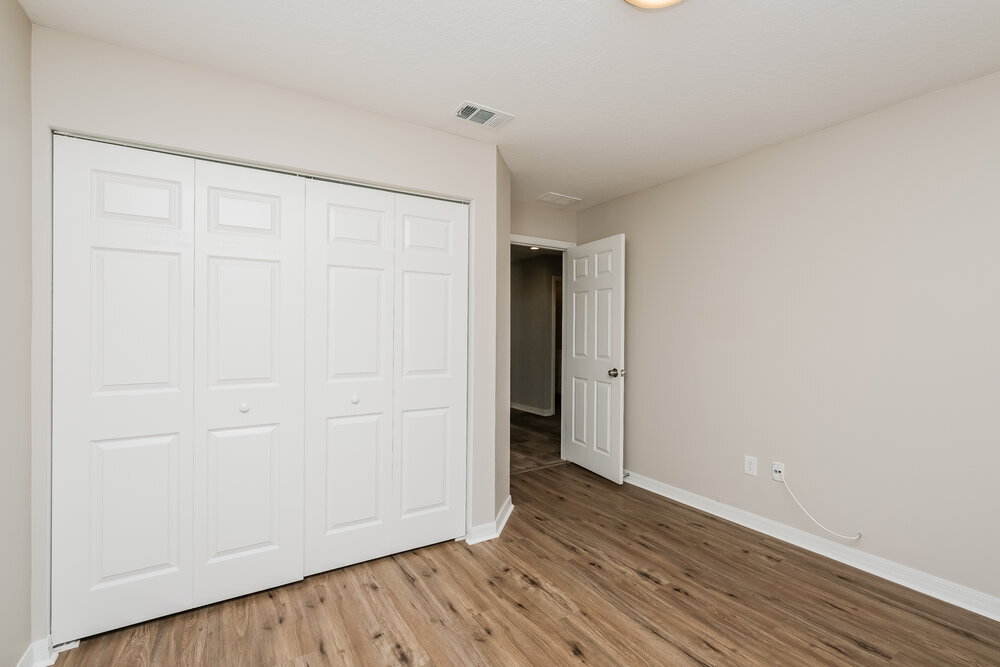 Building Photo - 7406 Bridgeview Dr