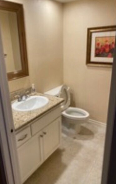 Building Photo - 42459 Liolios Dr