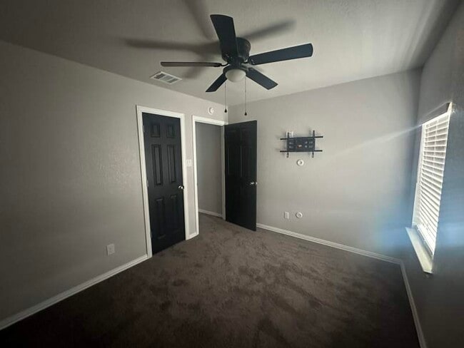 Building Photo - 4707 Midway Dr