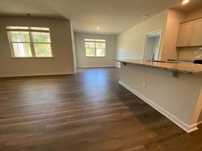 Building Photo - Brand new construction home in the desirable Brunswick Forest subdivision