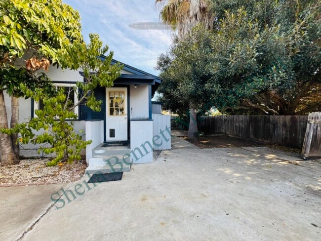 Primary Photo - 7371 Hyatt St