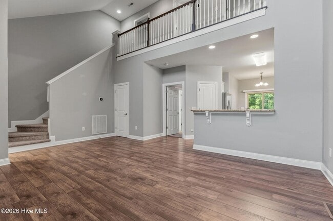 Building Photo - 108 Cypress Cir
