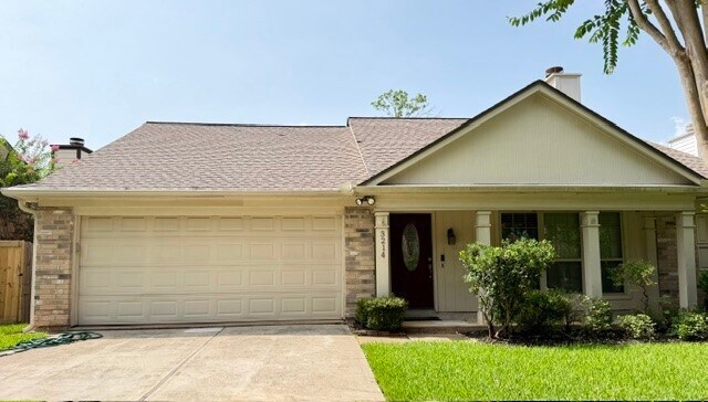 Building Photo - 3214 Lakefield Way