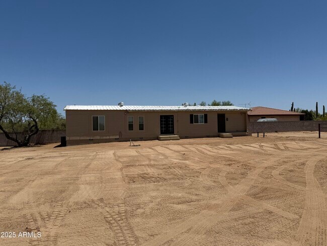 Building Photo - 6703 E Calle de Las Estrellas Rd