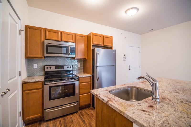 Building Photo - 411 N 34th St