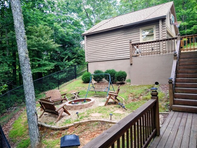 Building Photo - 386 Arbor Dr