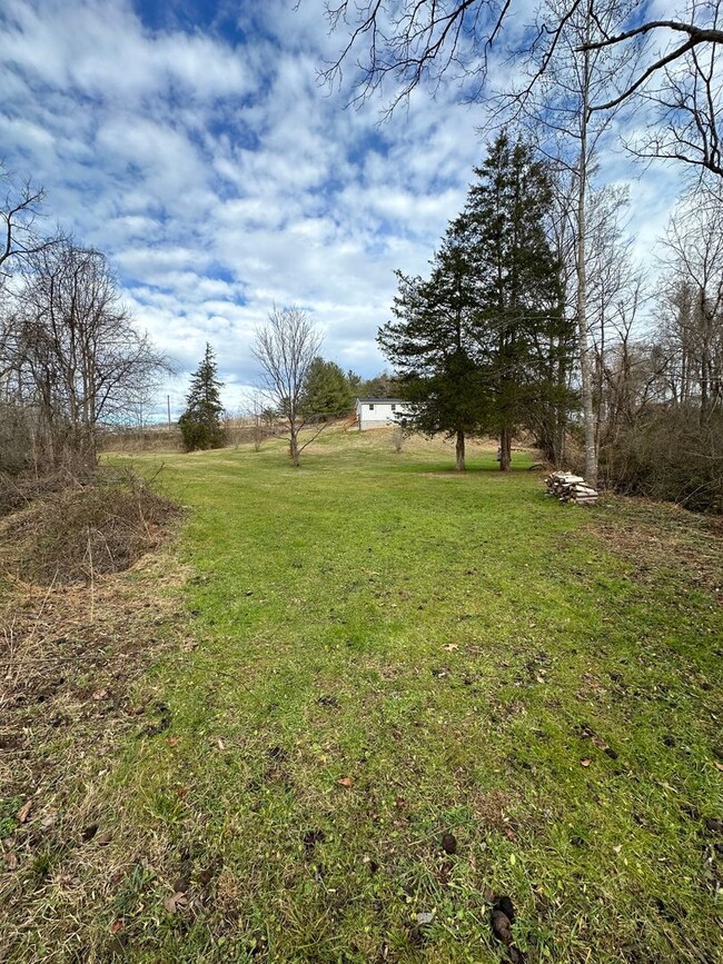 Building Photo - 2 Bedroom Home in Appomattox