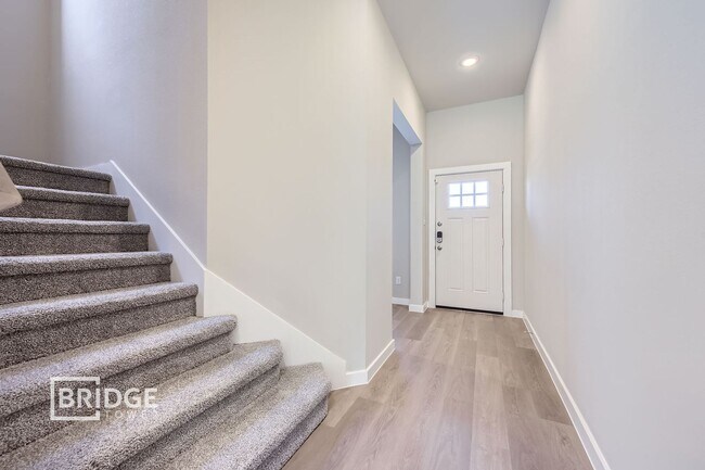 Building Photo - DOVER PLAN