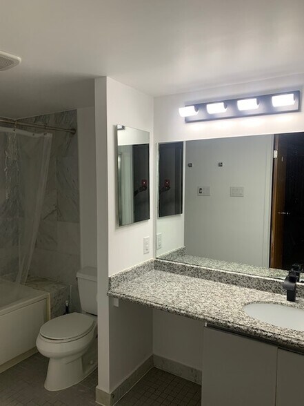 Master Bathroom with Jacuzzi tub - 4500 W Brigantine Ave