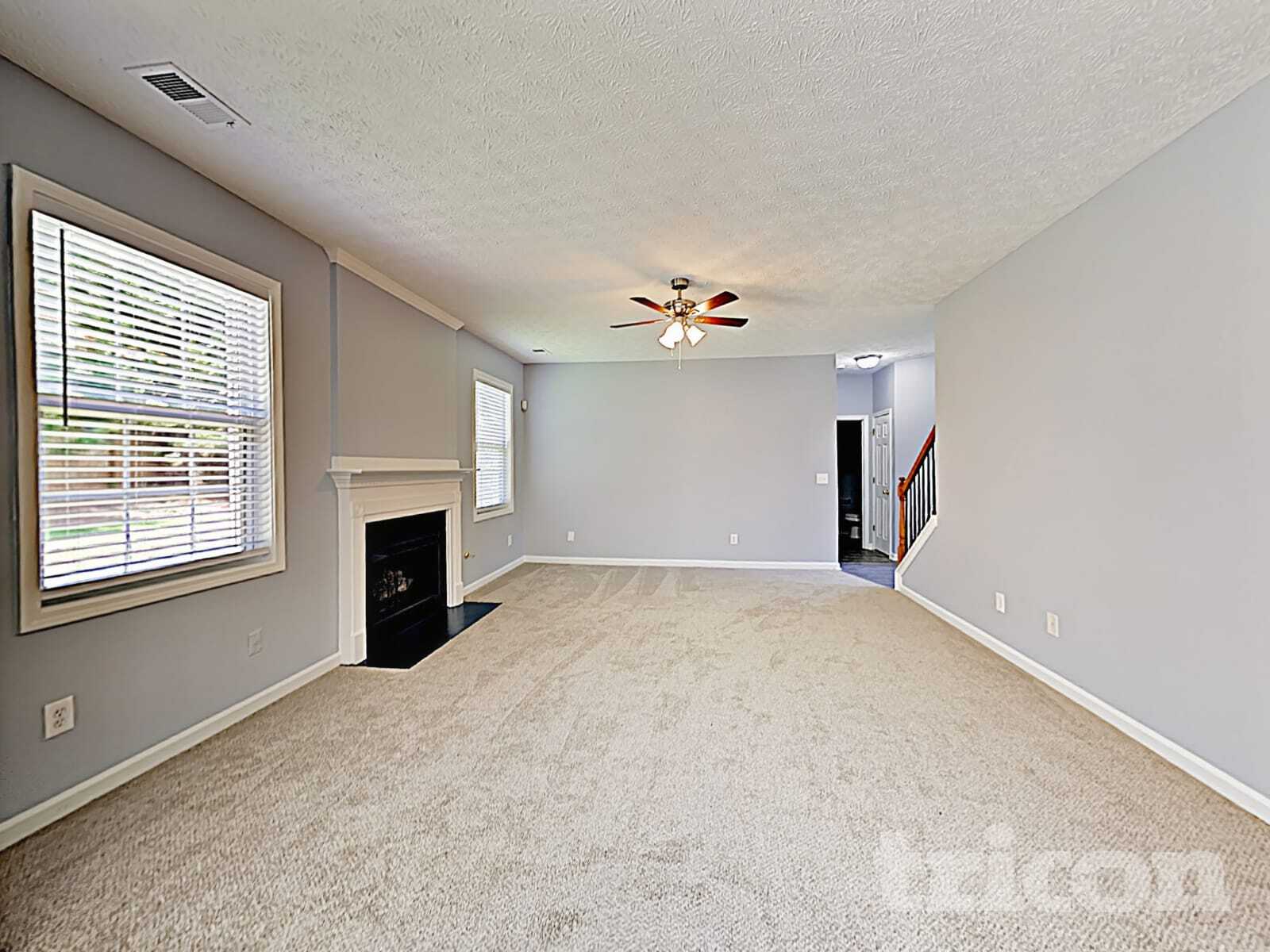 Building Photo - 403 Park Creek Trce