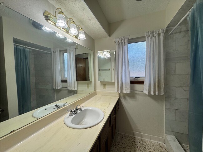 Building Photo - 5435 Mossy Timbers Dr