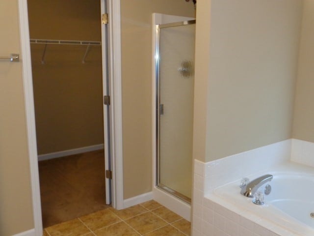 Building Photo - 5405 Crooked Oak Ln