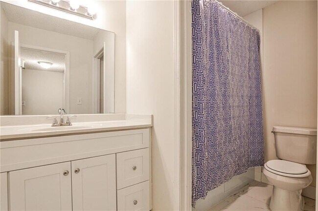 Building Photo - 149 Lablanc Way NW