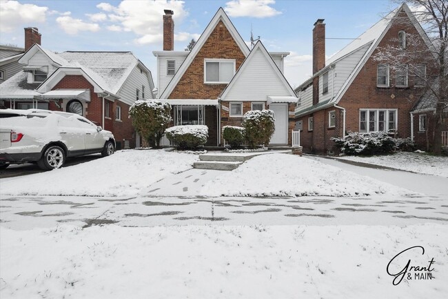 Building Photo - 15886 Woodingham Dr