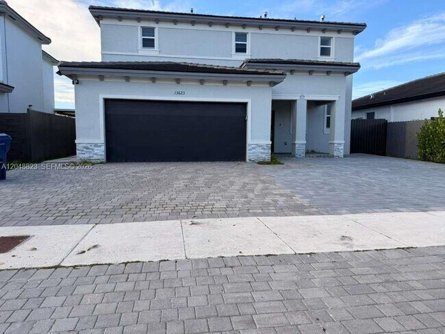 Building Photo - 13623 SW 184th Ter